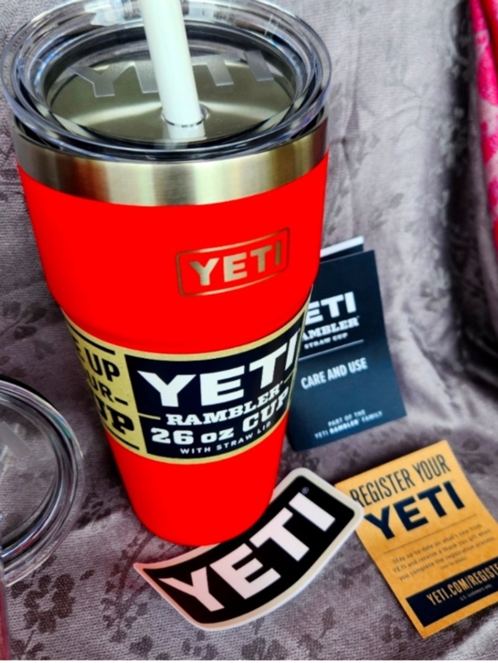 NWT✅ 26oz YETI Rescue Red Rambler w/ Straw Lid